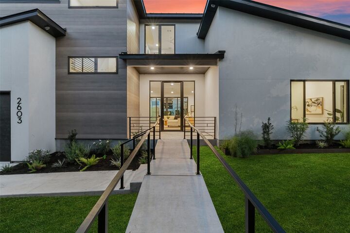 Property Photo:  2603 Rockingham Drive  TX 78704 