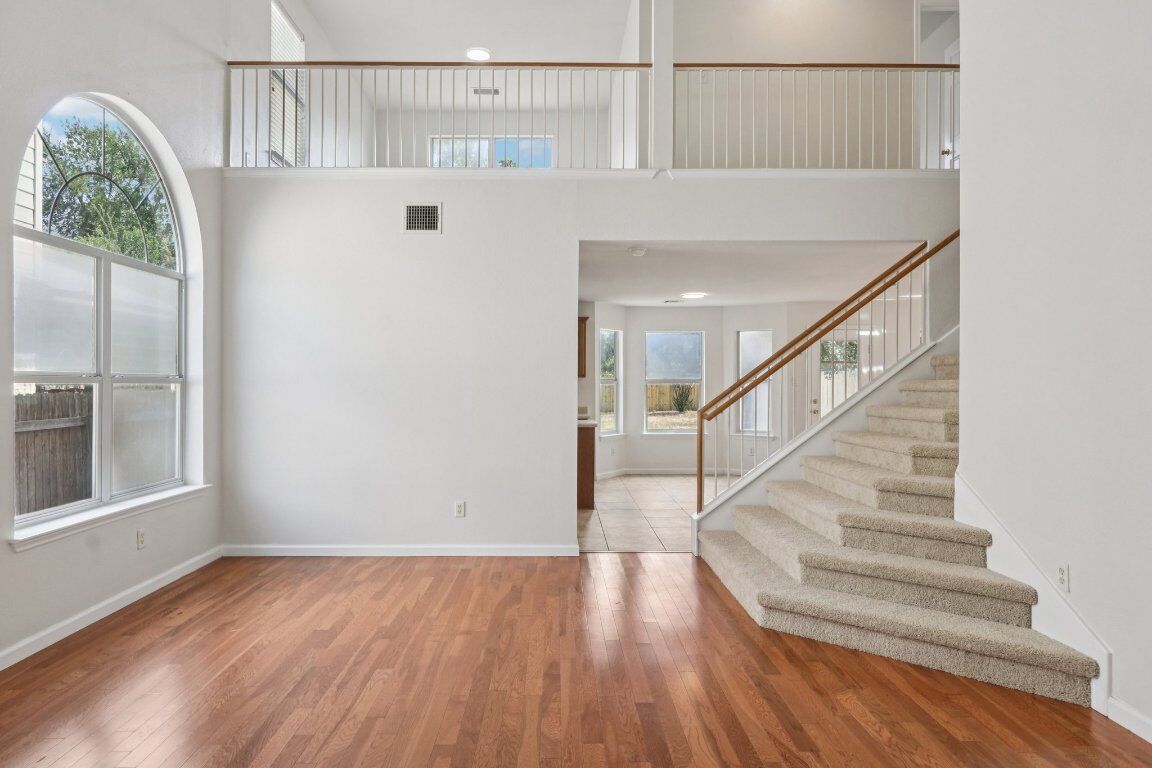 Property Photo: 14521 Ballycastle Trail TX 78717