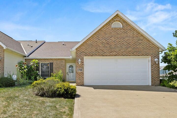 1708 Deermeadow Ct  Ashland OH 44805 photo