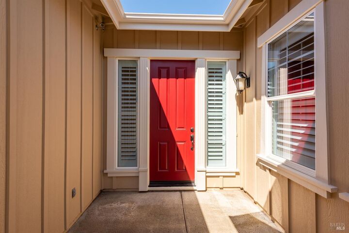 Property Photo: 7518 Walnut Orchard Way CA 95409