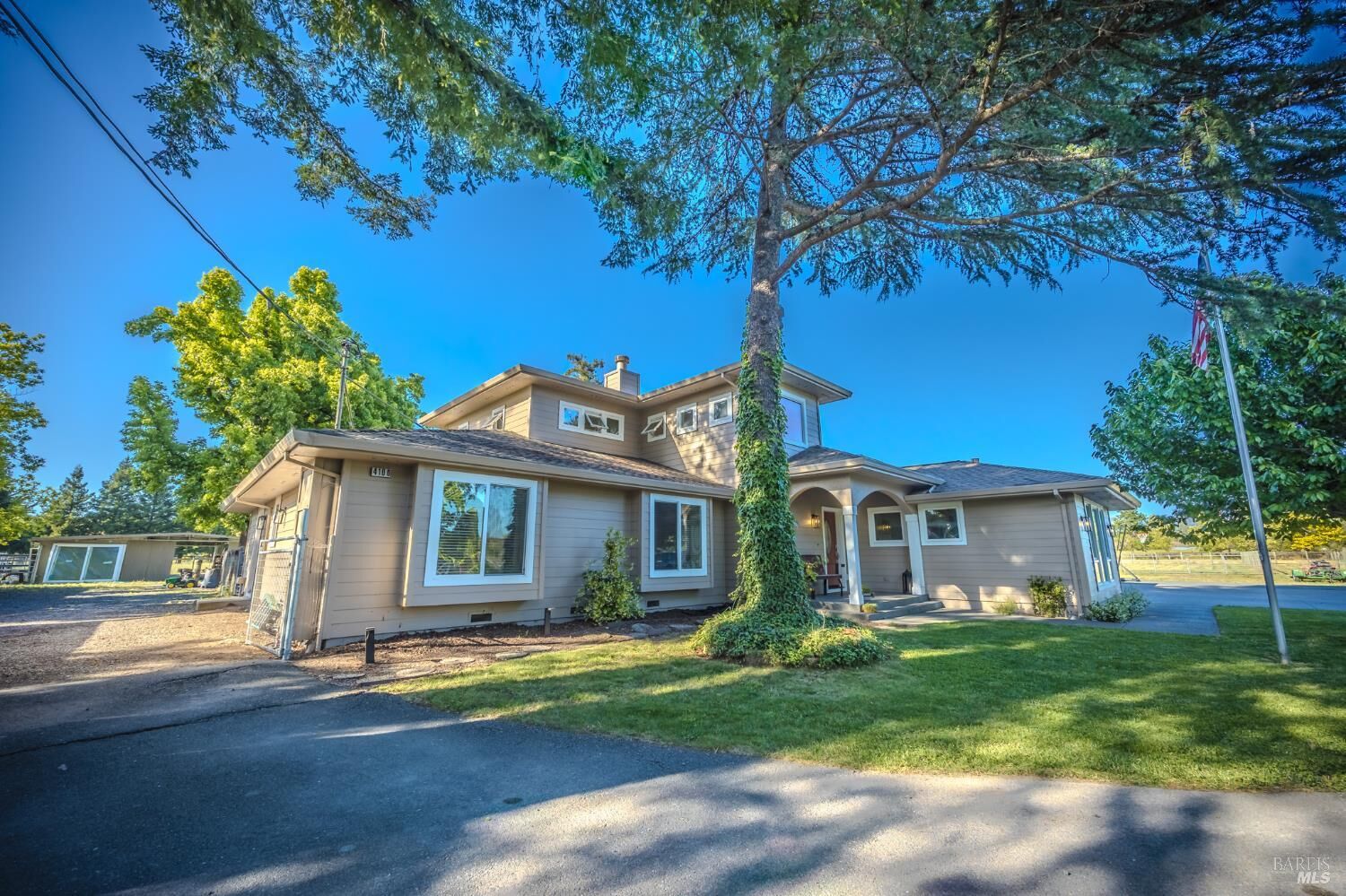 Property Photo: 4100 Bisordi Lane CA 95439