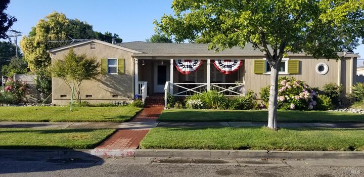Property Photo: 1201 Missouri Street CA 94533