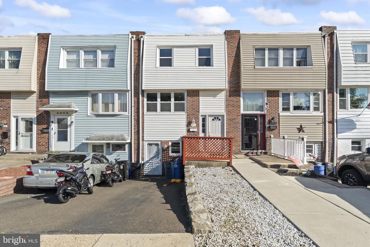 Property Photo: 4274 Lawnside Road PA 19154