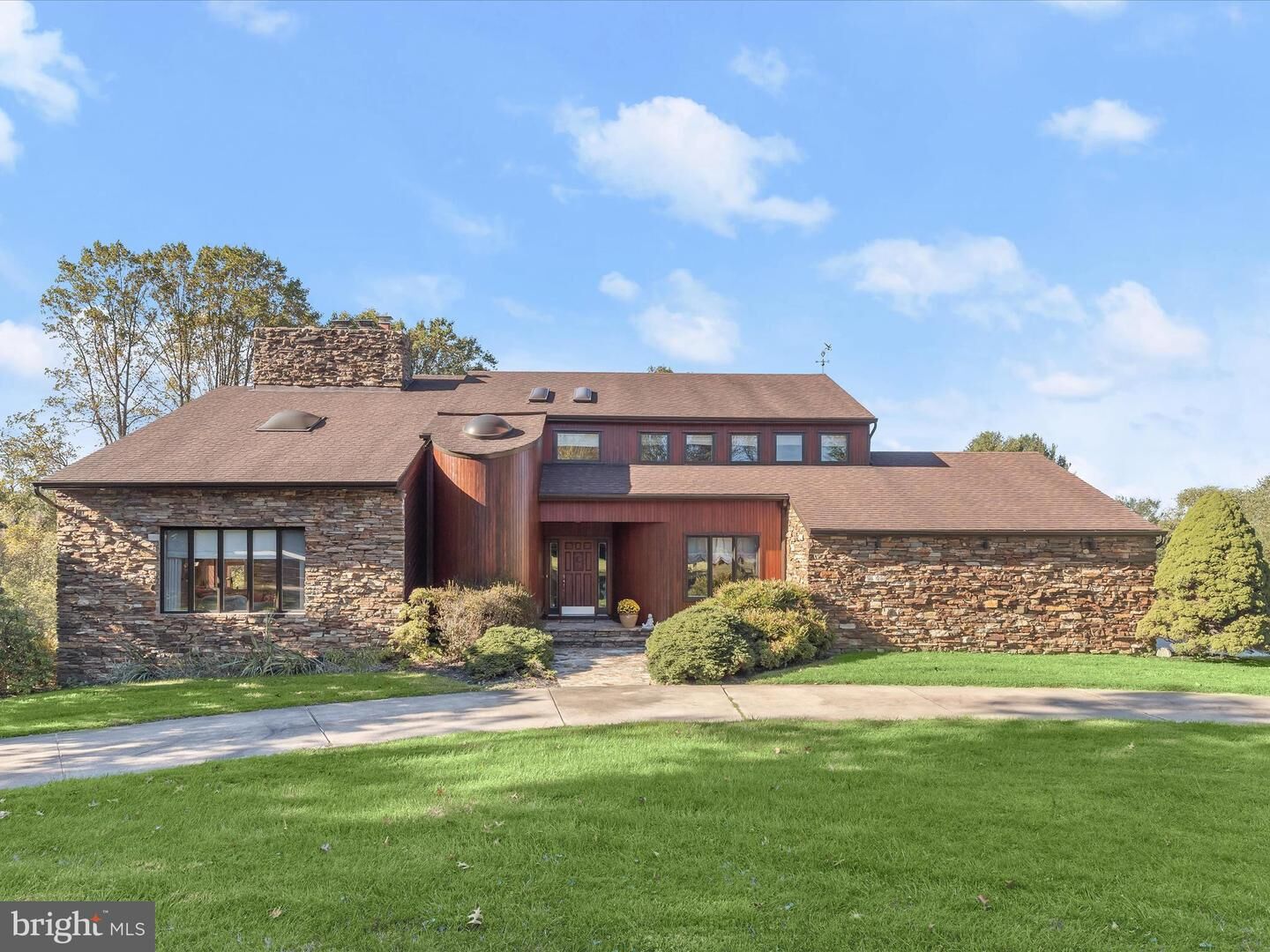 Property Photo: 13807 Cripplegate Road MD 21131