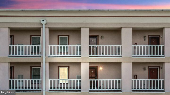Property Photo: 103 Irving Avenue N 402 VA 22443