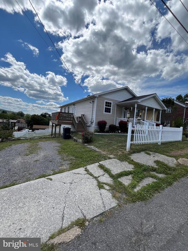Property Photo:  99 Washington Street  MD 21532