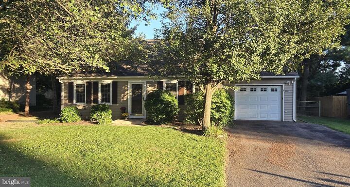 3320 Poplar Lane  Mountville PA 17554 photo