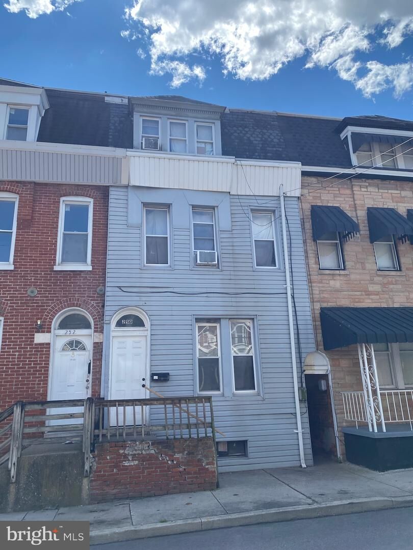 Property Photo:  250 E College Avenue  PA 17403 