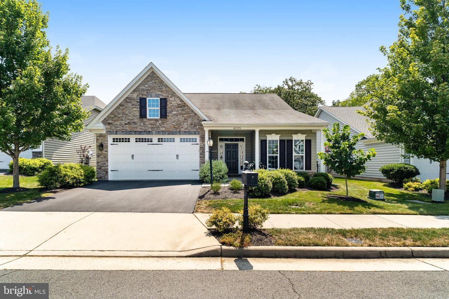 Property Photo:  41725 McCandless Court  VA 20105 