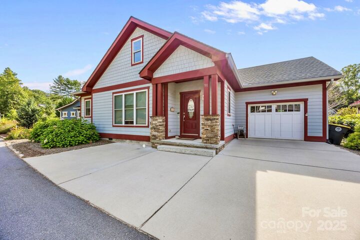 Property Photo: 51 Verde Drive NC 28806