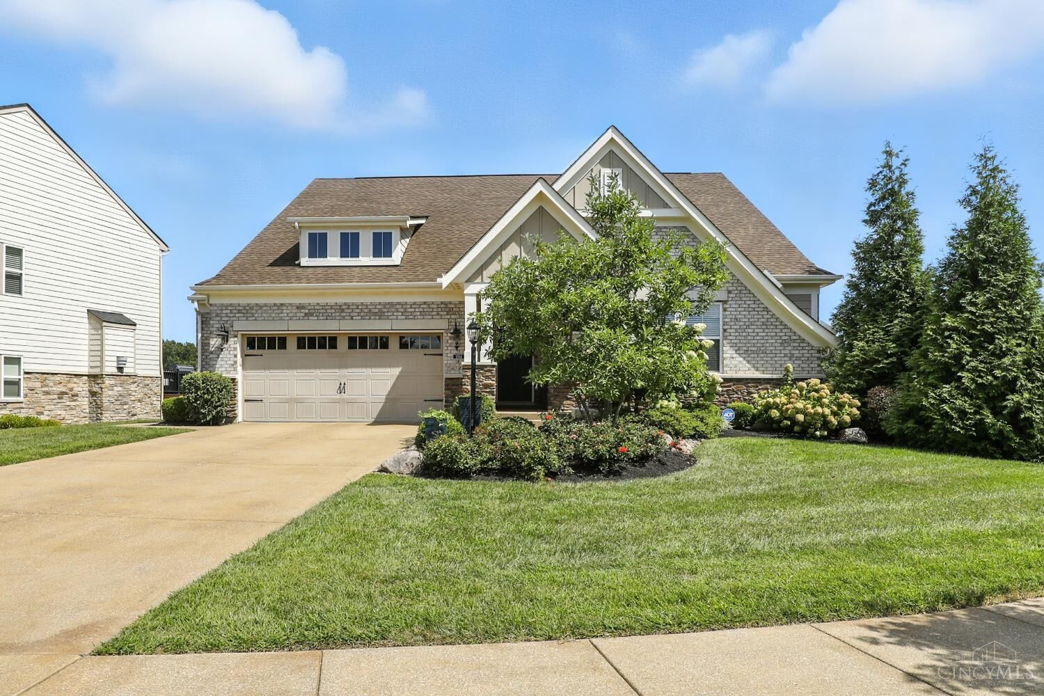 Property Photo:  9766 Kensington Lane  OH 45040 