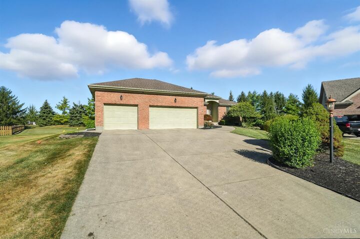 Property Photo: 9372 Parkside Drive OH 45458