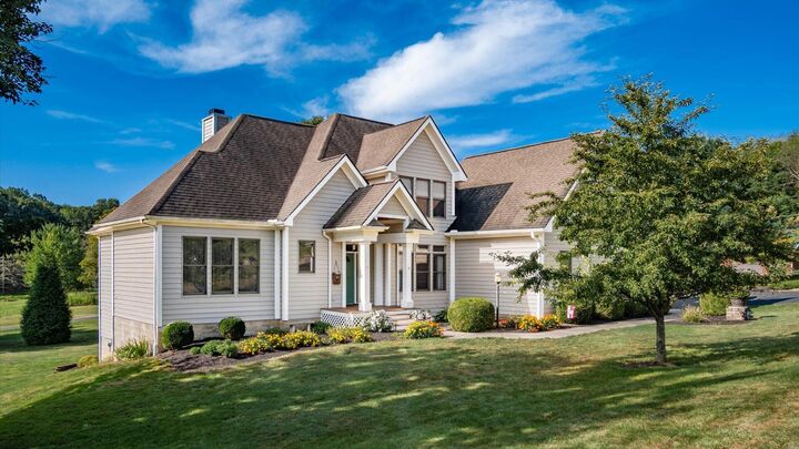 Property Photo:  153 Marlyn NE Drive  OH 43055 