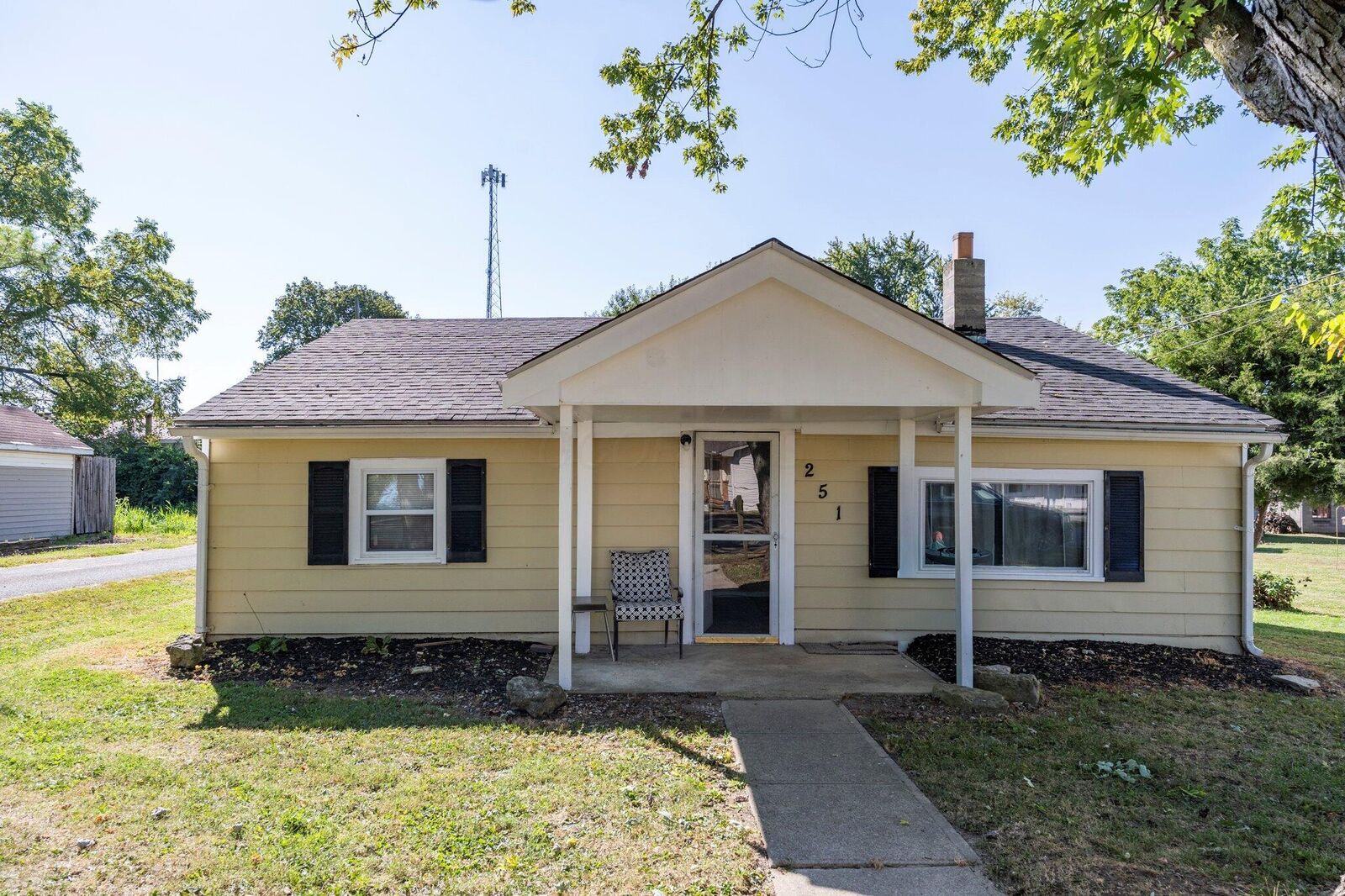 Property Photo: 251 Curtis Street OH 43160