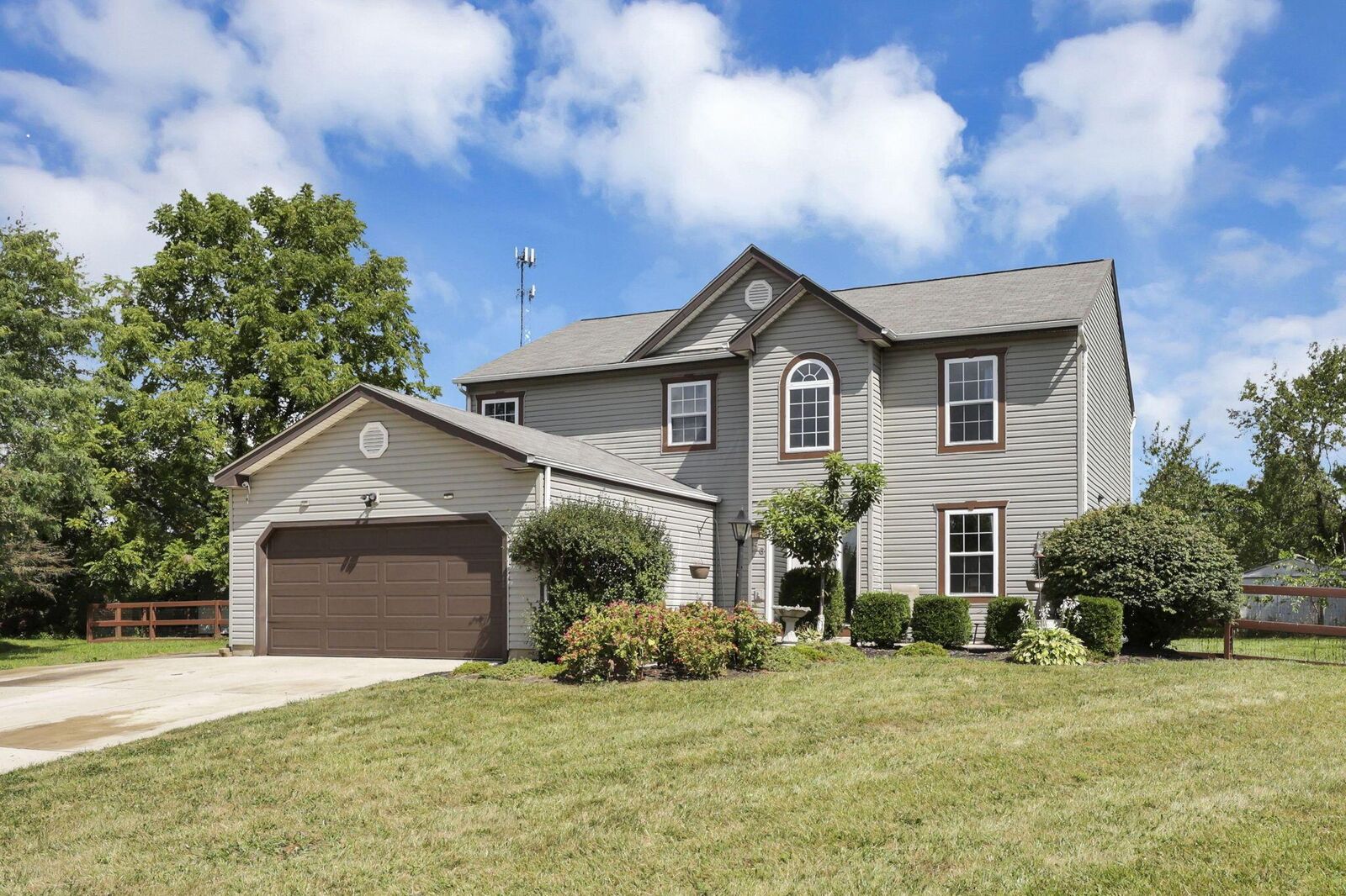 Property Photo:  56 N Bend Court  OH 43062 