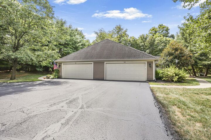 Property Photo:  132 Stonington Place  OH 43055 