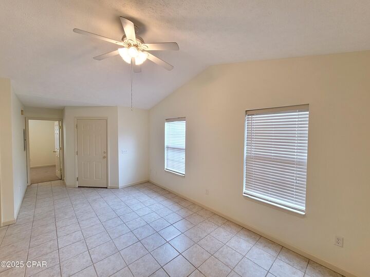 Property Photo:  5522 Pinetree Avenue  FL 32408 