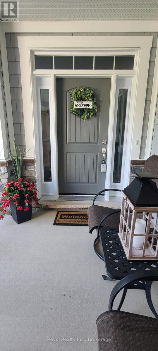 Property Photo:  258 Ironwood Way  ON N0H 1S0 