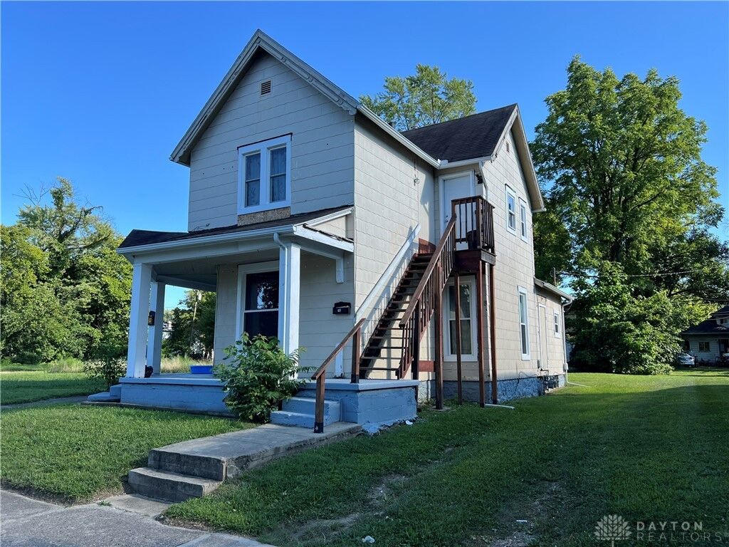Property Photo: 31 W Southern Avenue OH 45506
