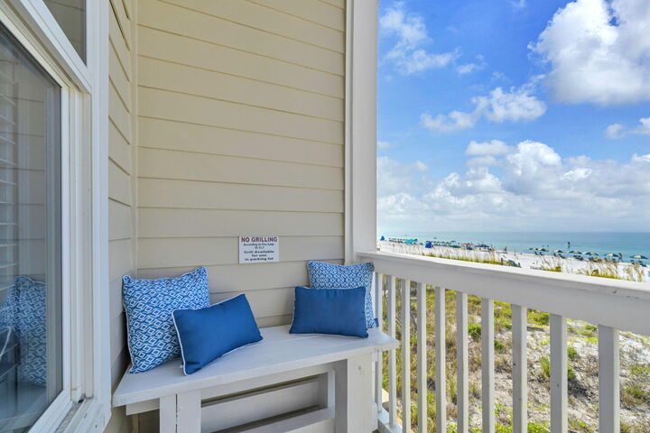 Property Photo: 613 Eastern Lake Road Unit 3 FL 32459
