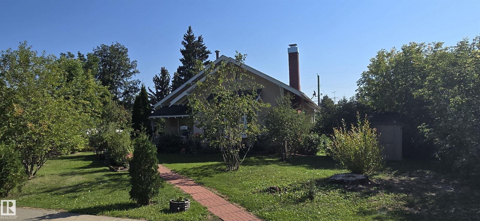 Property Photo:  4421 49 Street  AB T9C 1A7