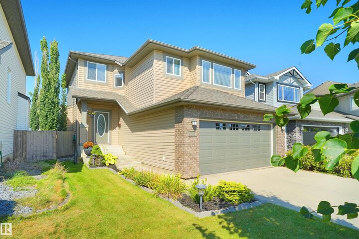 Property Photo: 8378 Shaske Crescent NW AB T6R 0B5
