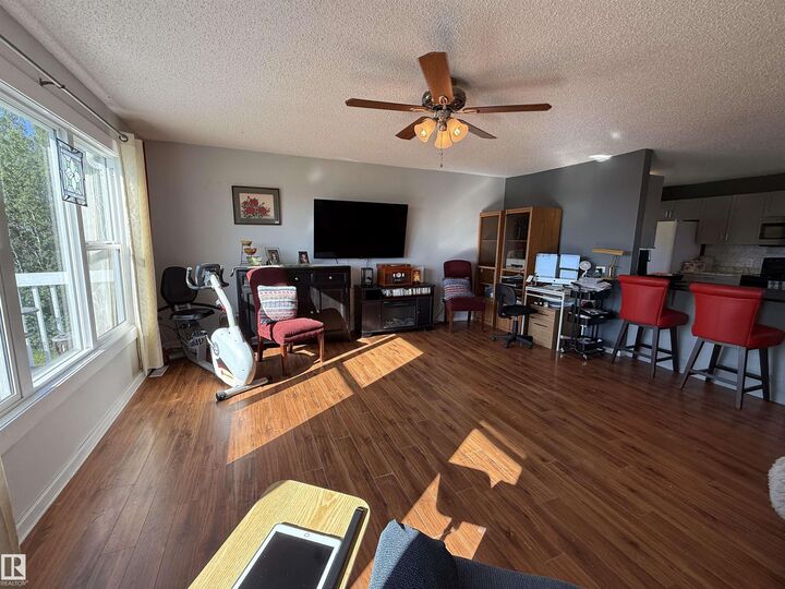 Property Photo: 56024 Rge Rd 13 AB T0E 1V0