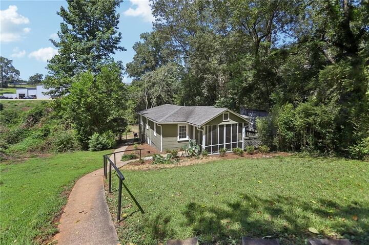 1137 Woodland Avenue SE  Atlanta GA 30316 photo