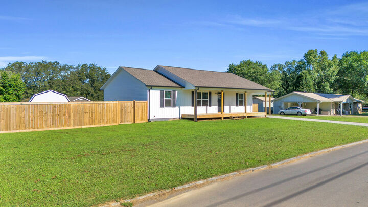 Property Photo: 512 Brooklawn Trail SE TN 37312