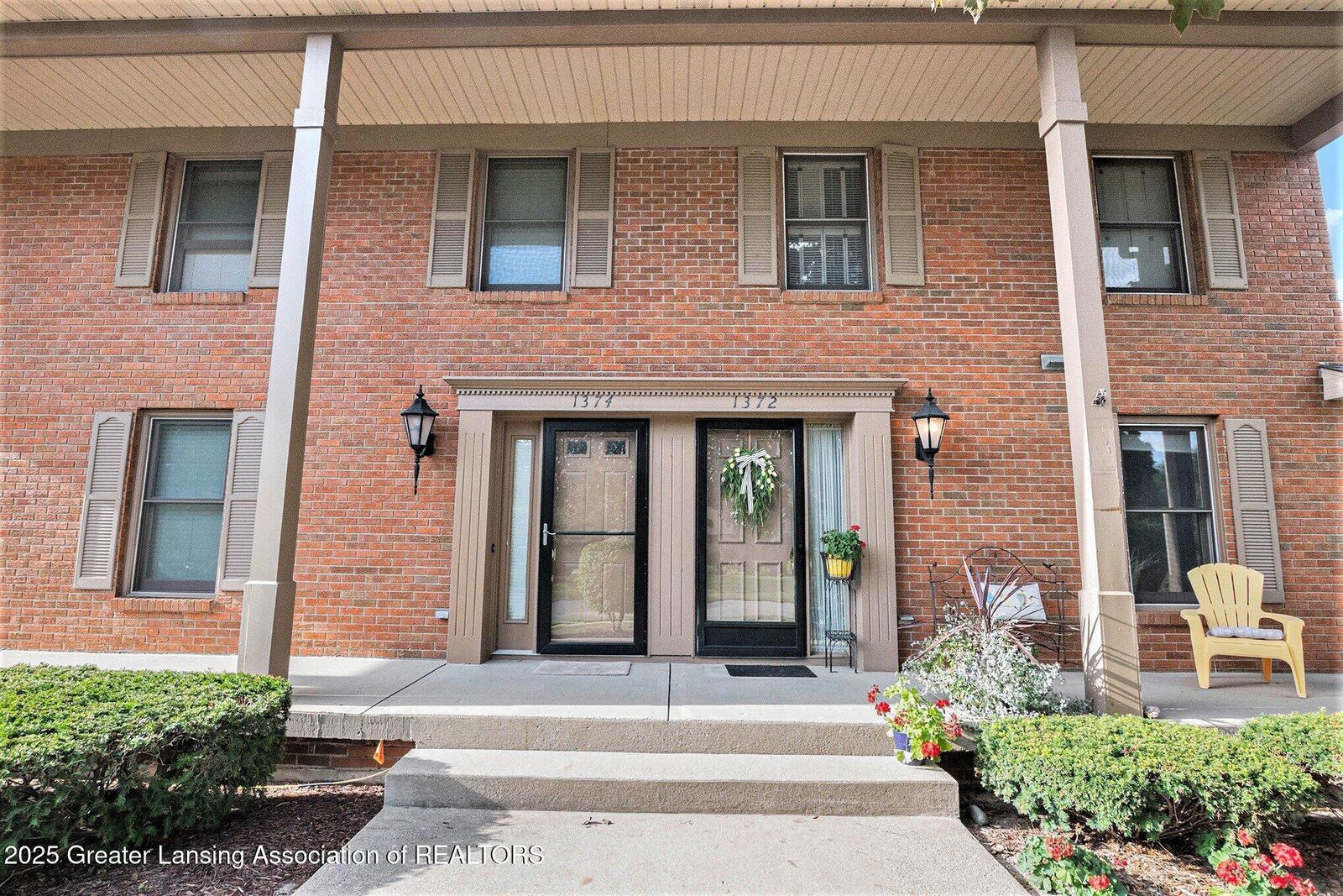 Property Photo: 1372 N Chartwell Carriage Way MI 48823