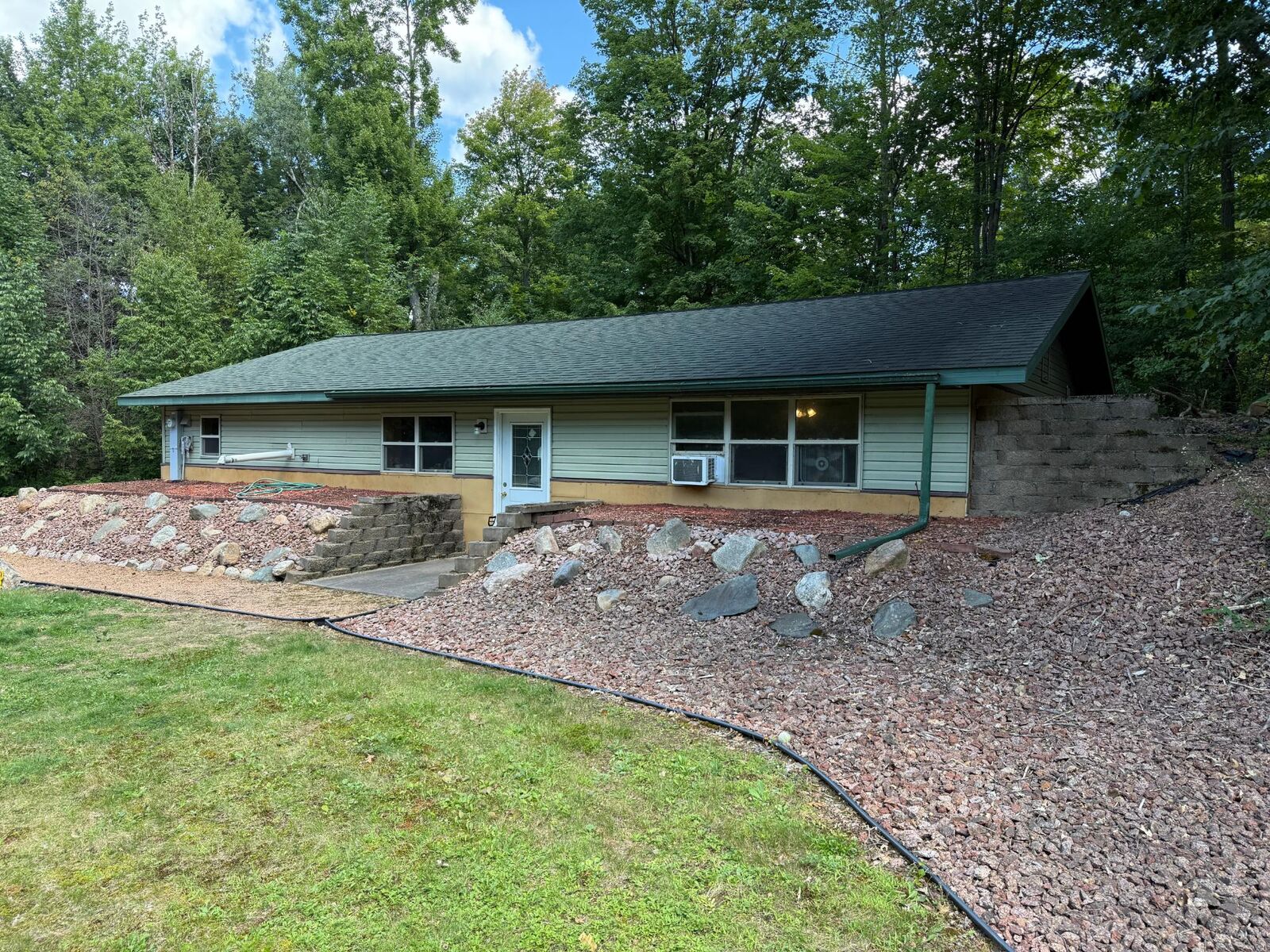 Property Photo:  2810 Crescent Rd  WI 54501 
