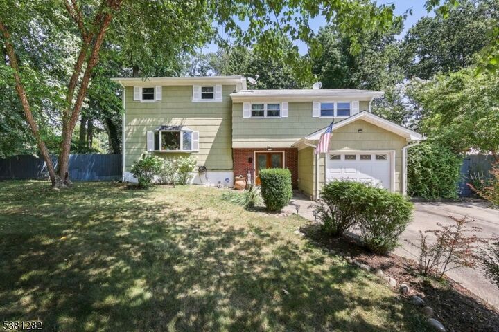 17 David Dr  North Brunswick Twp. NJ 08902 photo