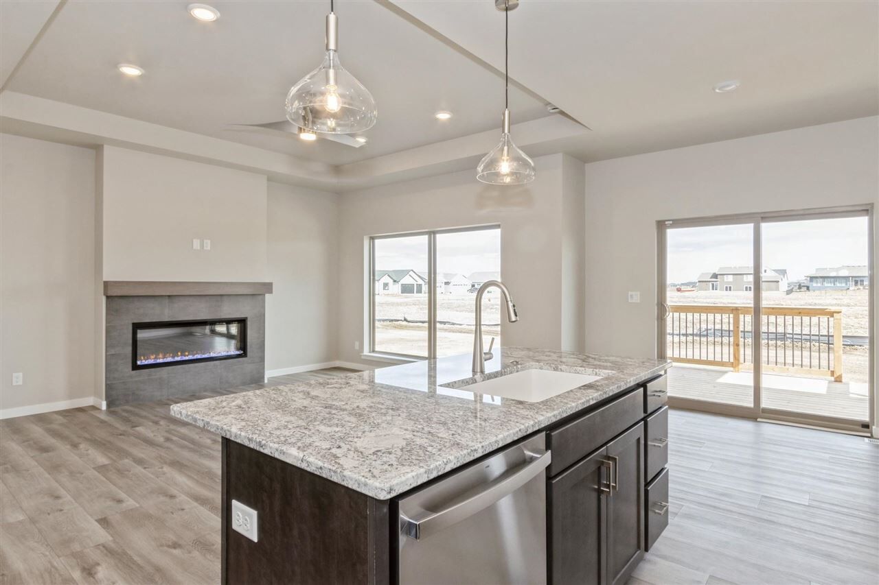 Property Photo: 711 Chamberlin Ln IA 52317