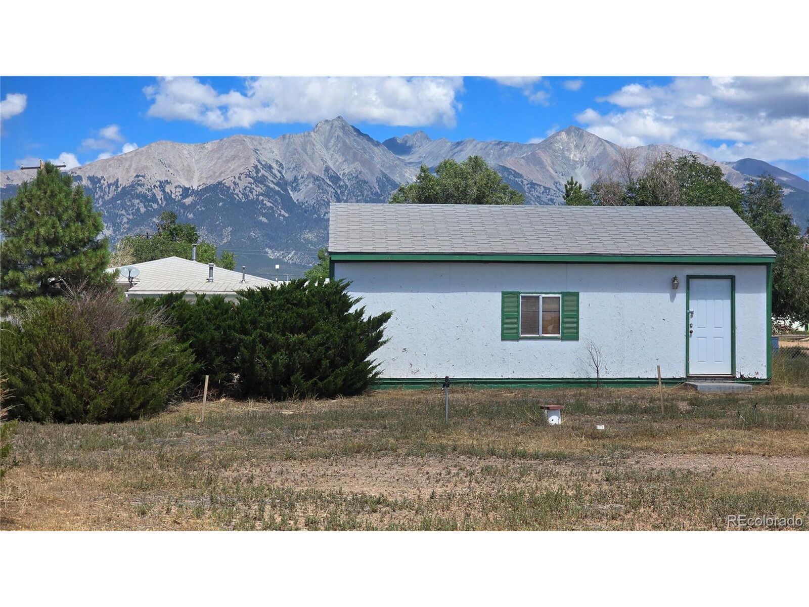 Property Photo:  1506 Broadway Ave  CO 81123 