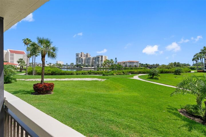 Property Photo: 7893 Sailboat Key S 103 FL 33707