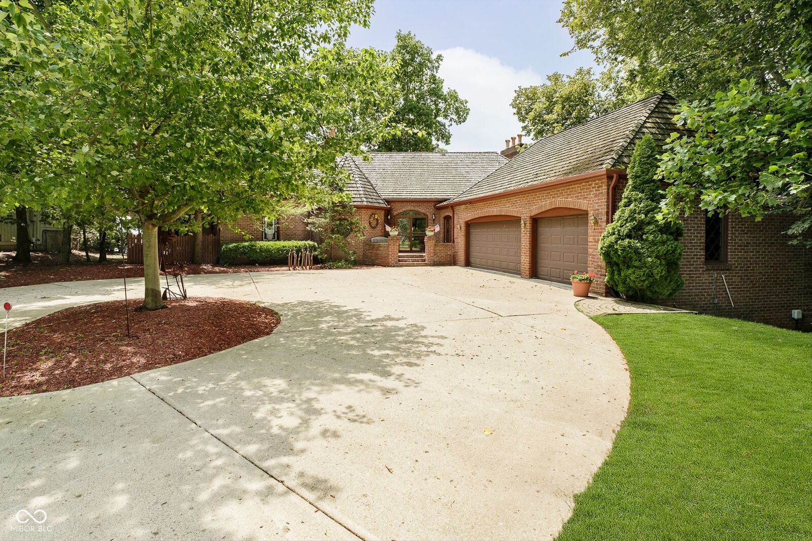 Property Photo: 119 Wesley Circle IN 46062