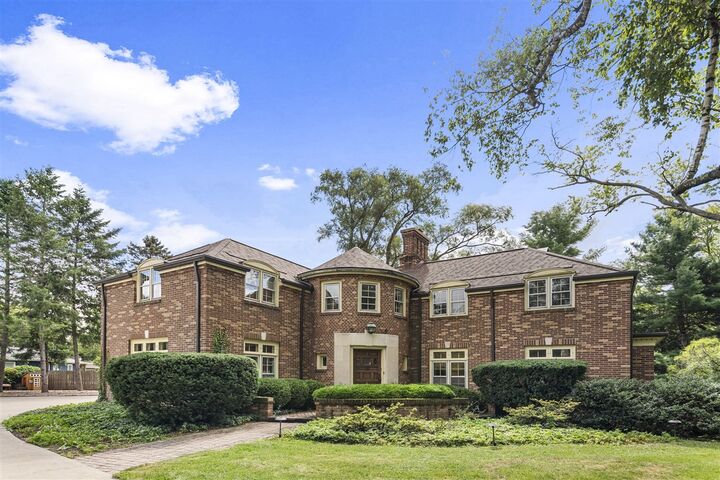Property Photo: 1565 Miami Road MI 49022-6057