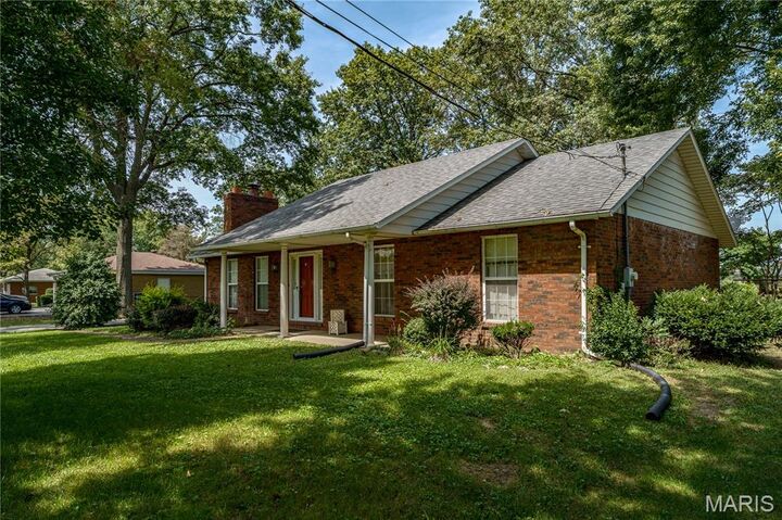Property Photo:  2507 Morrison Road  IL 62040 