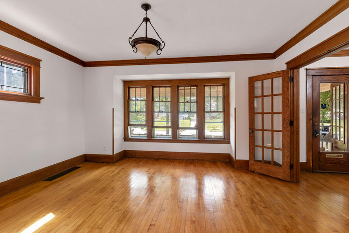 Property Photo: 3806 N Maryland Ave WI 53211