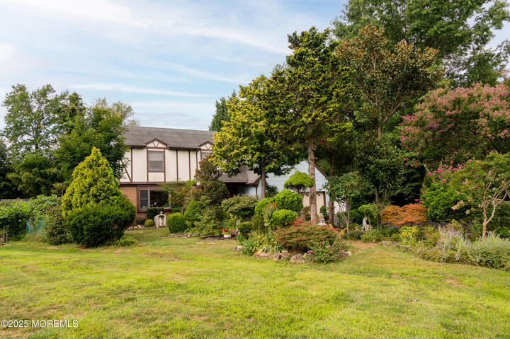 34 Michele Drive  Middletown NJ 07748 photo