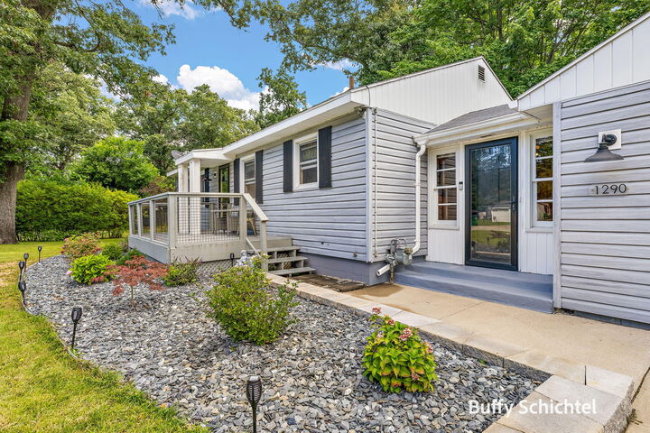 1290 Sherwood Drive  Muskegon MI 49445 photo