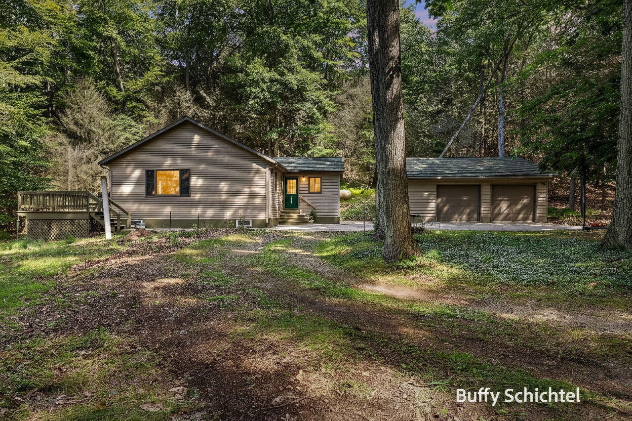 Property Photo: 9043 W Thomas Street MI 49455