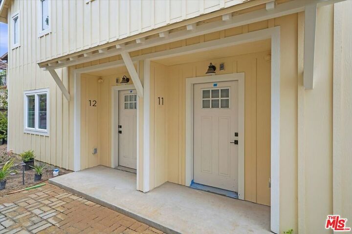 Property Photo: 1317 Punta Gorda 5 CA 93103