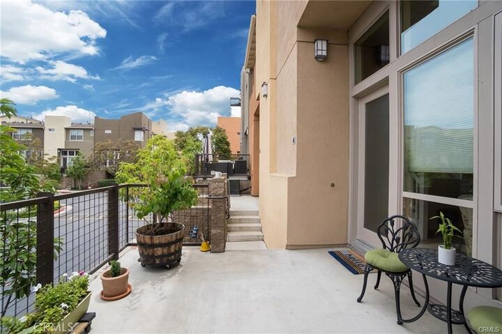 Property Photo:  5408 W 149th Place 4  CA 90250 