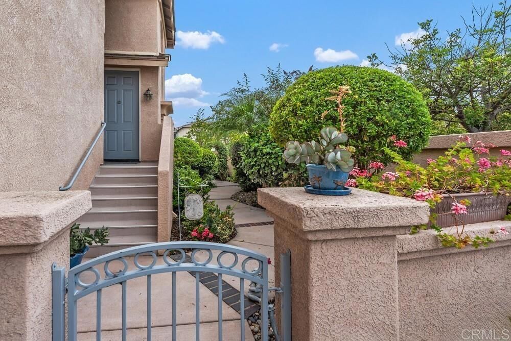 Property Photo: 18861 Caminito Cantilena 26 CA 92128