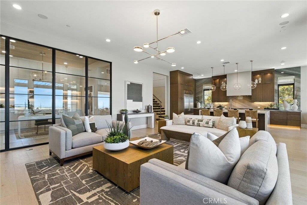 Property Photo: 445 Promontory CA 92602