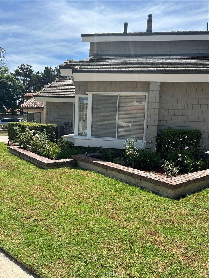 Property Photo: 17 Miners Trail CA 92620