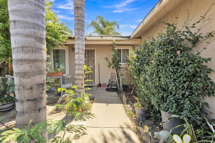 Property Photo: 500 Chestnut Avenue CA 95376