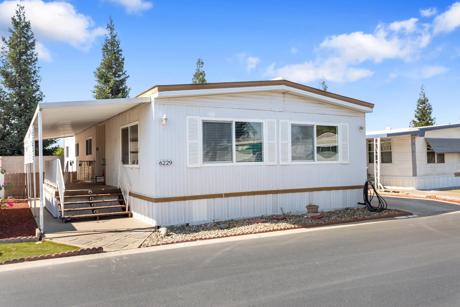 Property Photo:  6229 Stagecoach Drive  CA 95842 