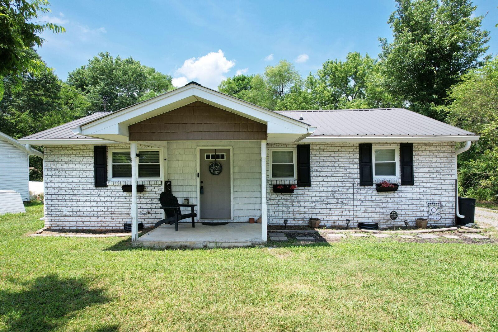 Property Photo: 3800 Cross Lane SE TN 37323